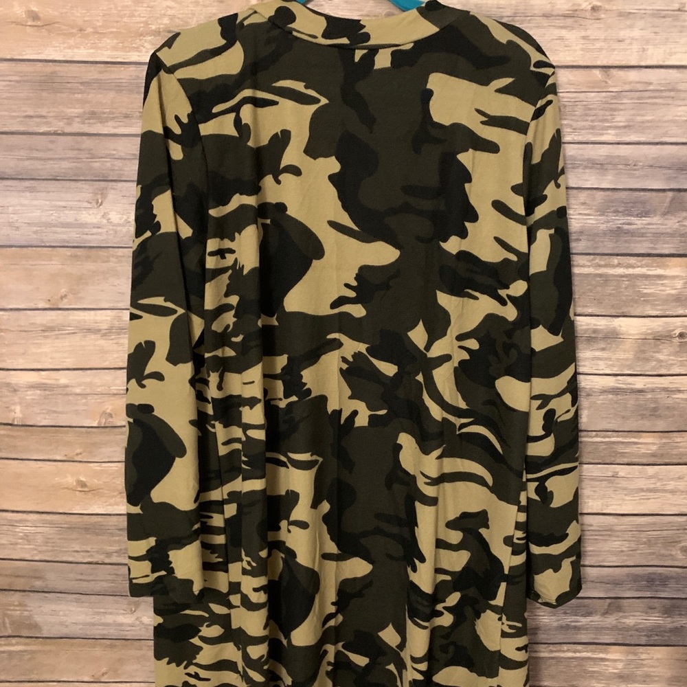 LAST 💚 Camo Long Cardigan - Picture 2 of 6